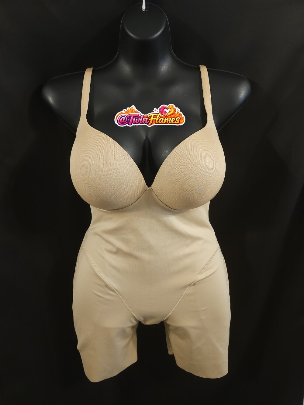 Skims Ultimate Body Butt and Hip Pad Mid-Thigh Bodysuit BD-ONS-9674W Clay L,XL